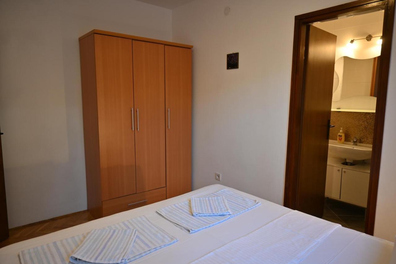 Apartments Tea Pag พาก ภายนอก รูปภาพ