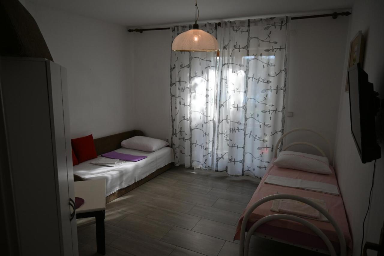 Apartments Tea Pag พาก ภายนอก รูปภาพ