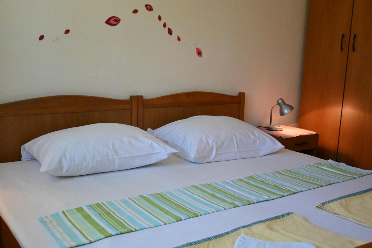 Apartments Tea Pag พาก ภายนอก รูปภาพ