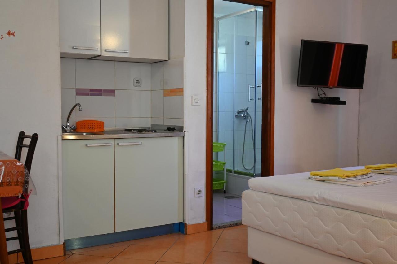 Apartments Tea Pag พาก ภายนอก รูปภาพ