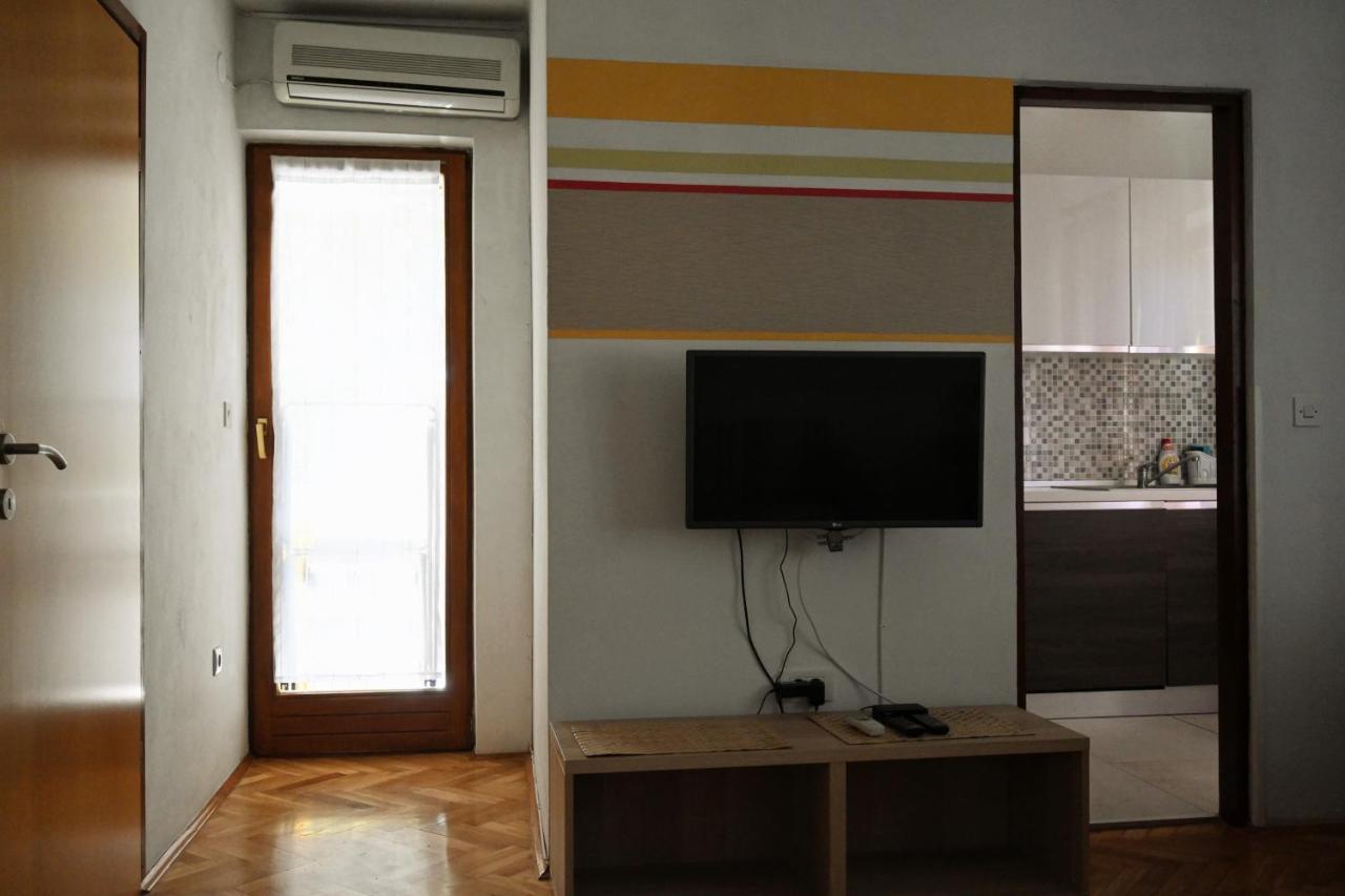 Apartments Tea Pag พาก ภายนอก รูปภาพ