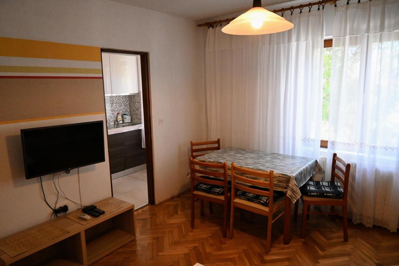 Apartments Tea Pag พาก ภายนอก รูปภาพ